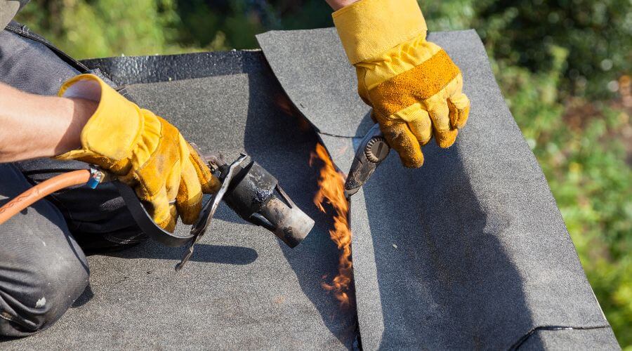 Expert Emergency Roof Repairs services in East Taunton, MA